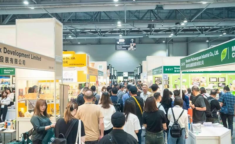 Jinde Packaging Debuts at 2026 Hong Kong International Printing & Packaging Fair, Ducens Viridis Export Packaging trend with Flat Bottom Pouch Solutions